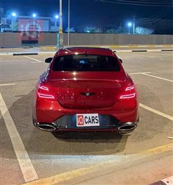 جنسس G70